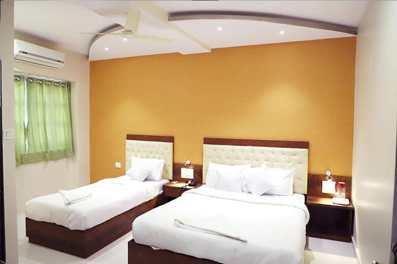 Hotel Golden Hayyath Inn Βομβάη Εξωτερικό φωτογραφία