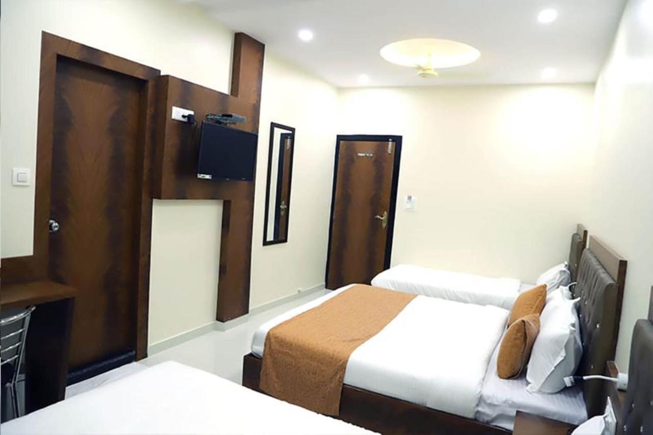 Hotel Golden Hayyath Inn Βομβάη Εξωτερικό φωτογραφία
